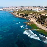 Maybe The View In Portugal! Jacuzzi - Gym - Game