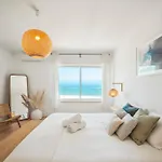 Апартаменты Maybe The View In Portugal! Jacuzzi - Gym - Game Эрисейра